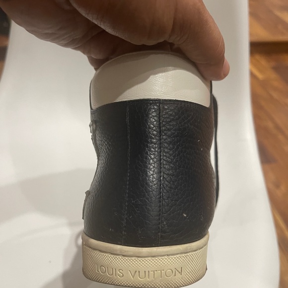 LOUIS VUITTON NAVY LEATHER TATTOO LOGO HIGH TOPS - Picture 5 of 13